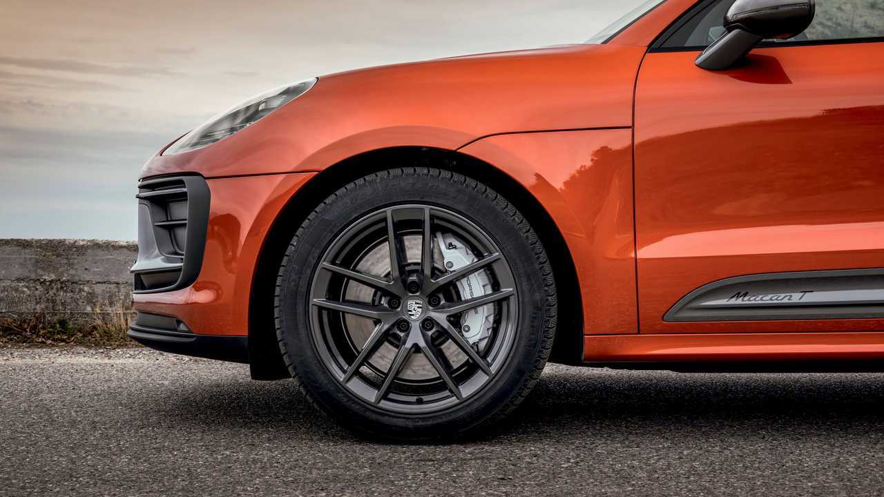 2023 Porsche Macan T
