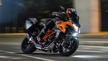 KTM 1290 Super Duke GT (2022)