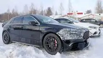 2023 Mercedes-AMG A45 facelift foto spia