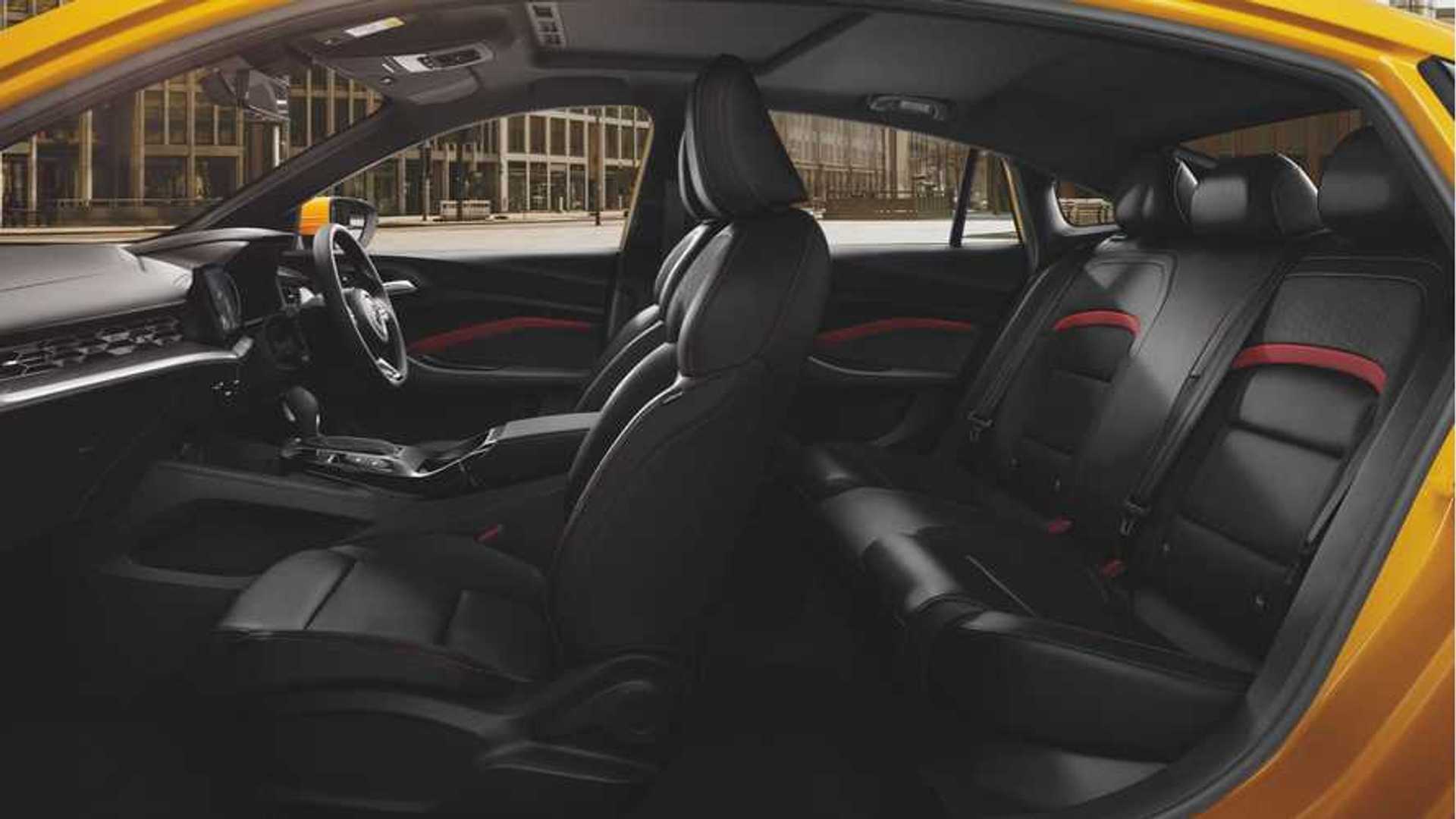 Unboxing Interior MG 5 GT Pasar Indonesia: Sunroof Jadi Pembeda