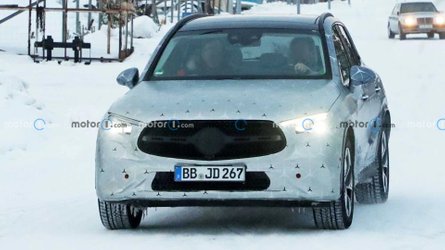 2023 Mercedes-Benz GLC Casus Fotoğrafları