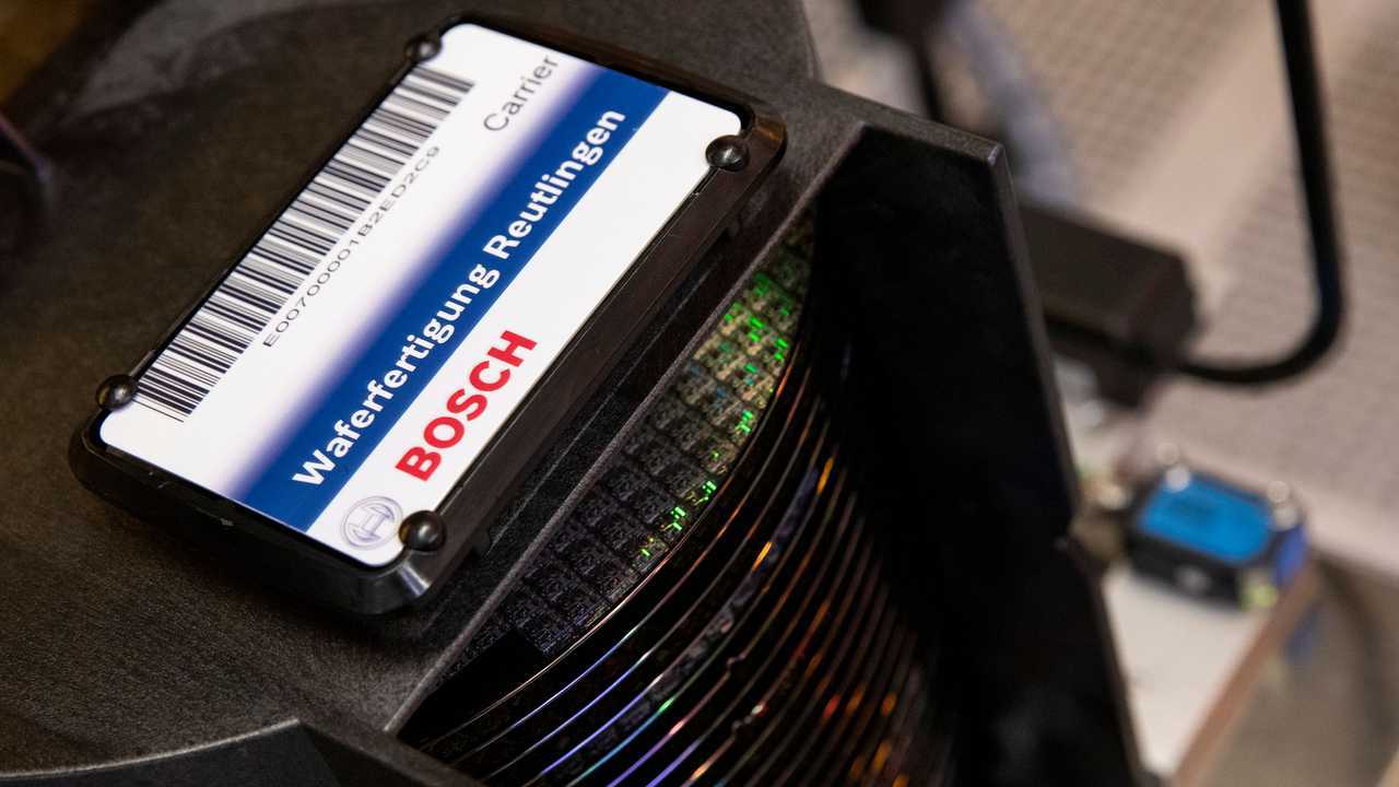 Foto - I chip in carburo di silicio (SiC) di Bosch