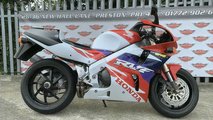 Honda RVF750 R RC45