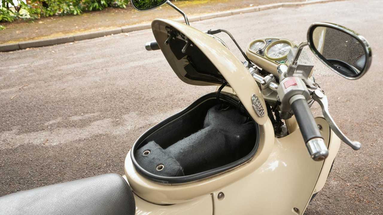 Suzuki SW1 1992