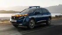 La Peugeot 3008 Hybrid 225 della Gendarmerie in azione