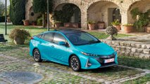 2017 - Toyota Prius Rechargeable