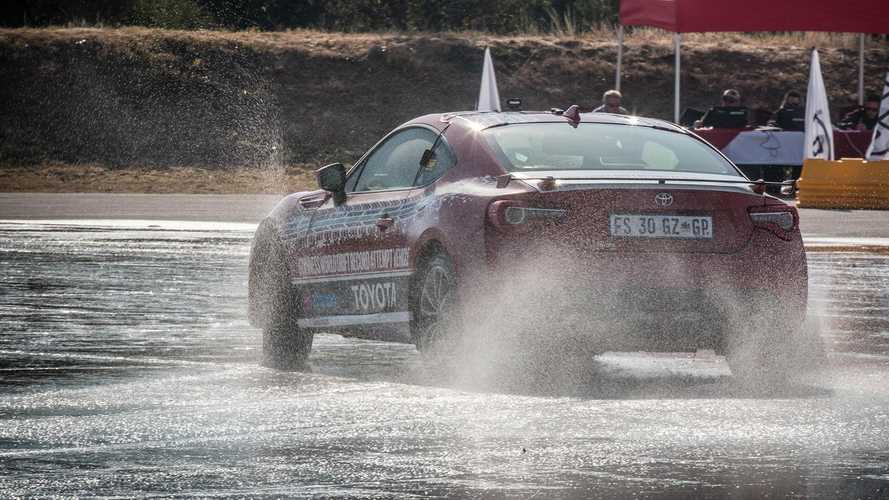 Toyota GT86 rekor drift denemesi