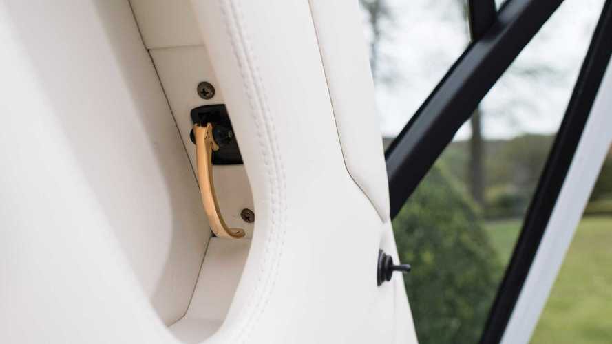 GoldPlated Countach Photos