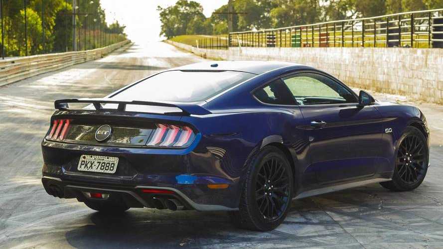 Comparativo - Ford Mustang GT vs. Chevrolet Camaro SS