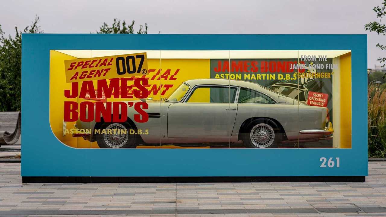 Exhibición de Aston Martin en Londres