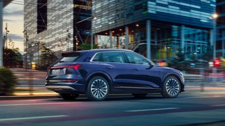 Audi e-tron, aggiornamento software per aumentare l'autonomia