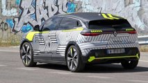 2022 Renault MeganE spy photo