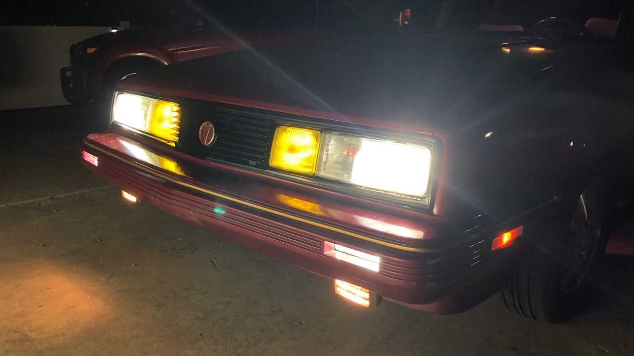 1990 Pontiac 6000 SE AWD Exterior Front View