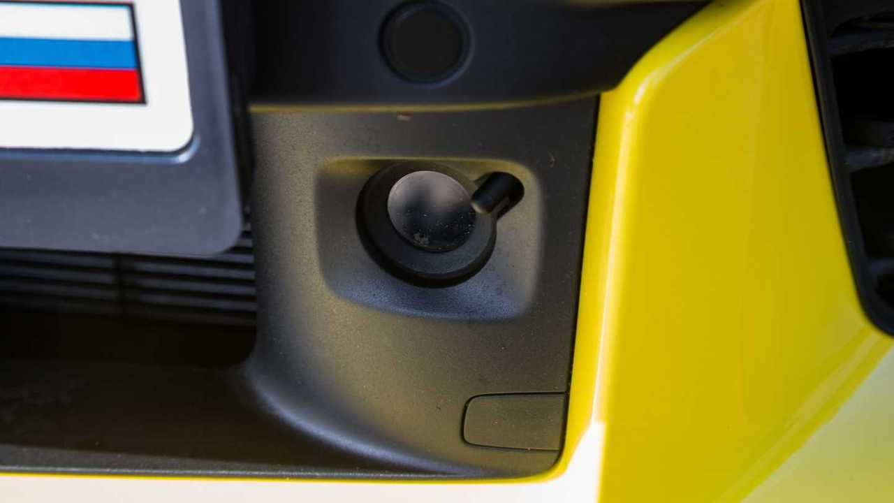 Porsche 911 Turbo S Yellow