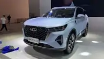 Chery Tiggo 7 Plus - três quartos frente