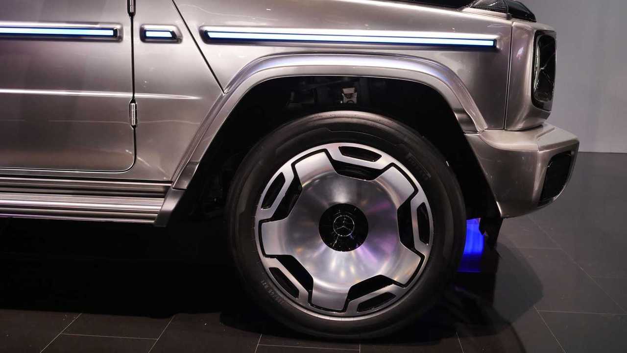 Fotos ao vivo de Mercedes EQG Concept da IAA 2021