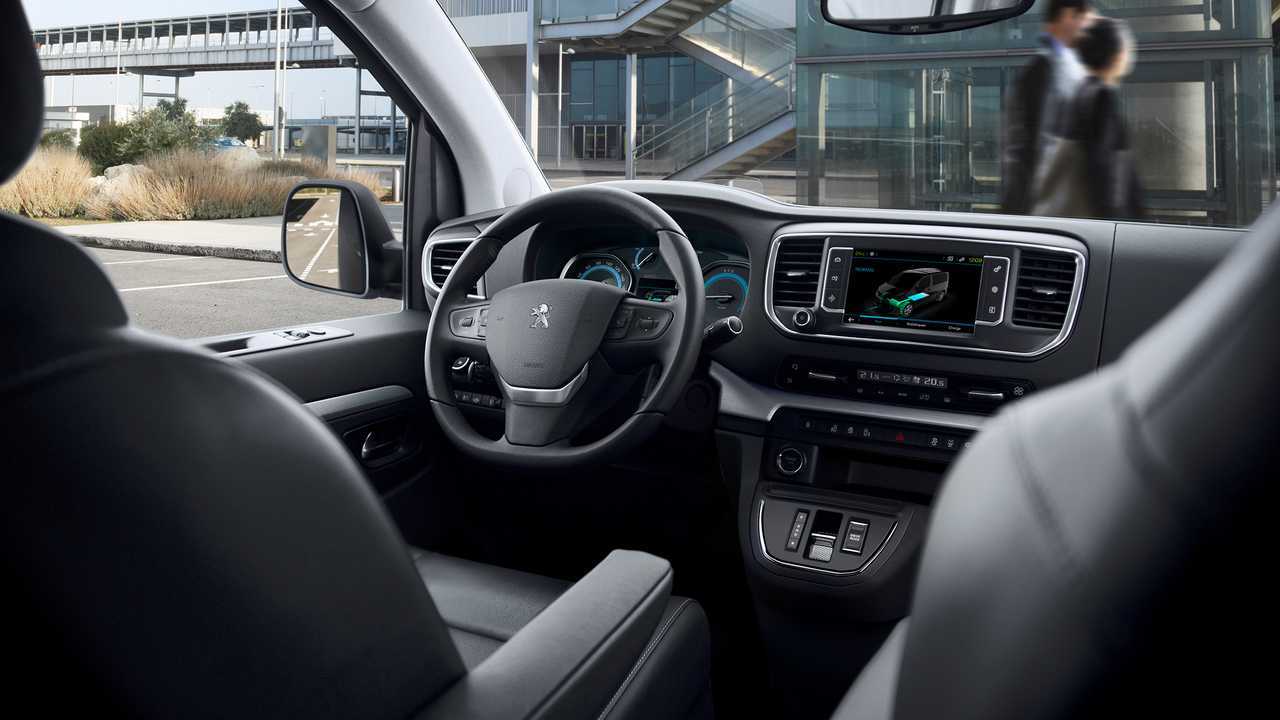 Peugeot e-Traveller