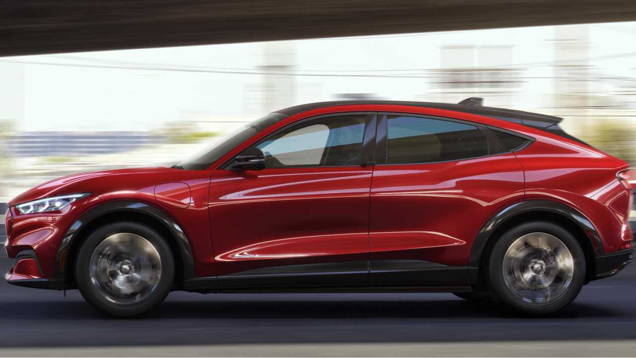 Ford Mustang Mach-E Seems To Present The Same Tesla Model Y Design Flaw