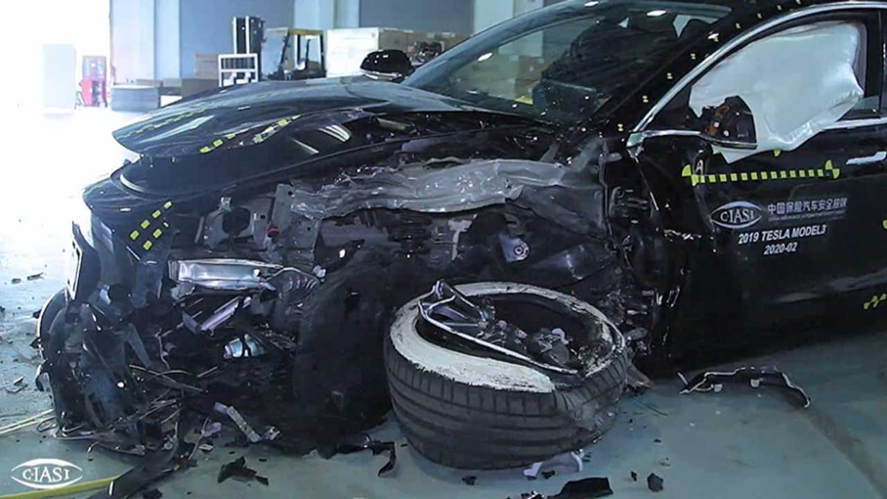MIC Tesla Model 3 Were Crash Test (source: C-IASI via chinaautonews.com.cn)