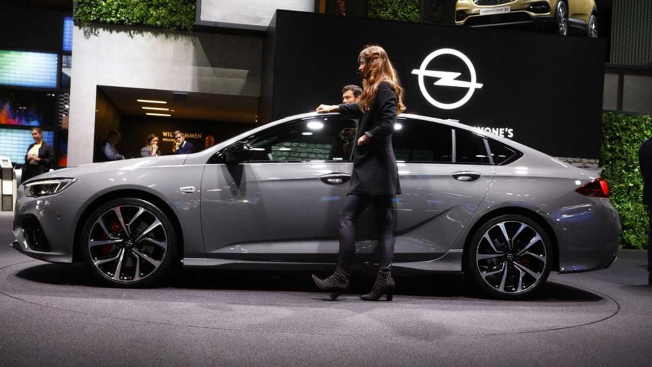 Opel Insignia Frankfurt Otomobil Fuarı