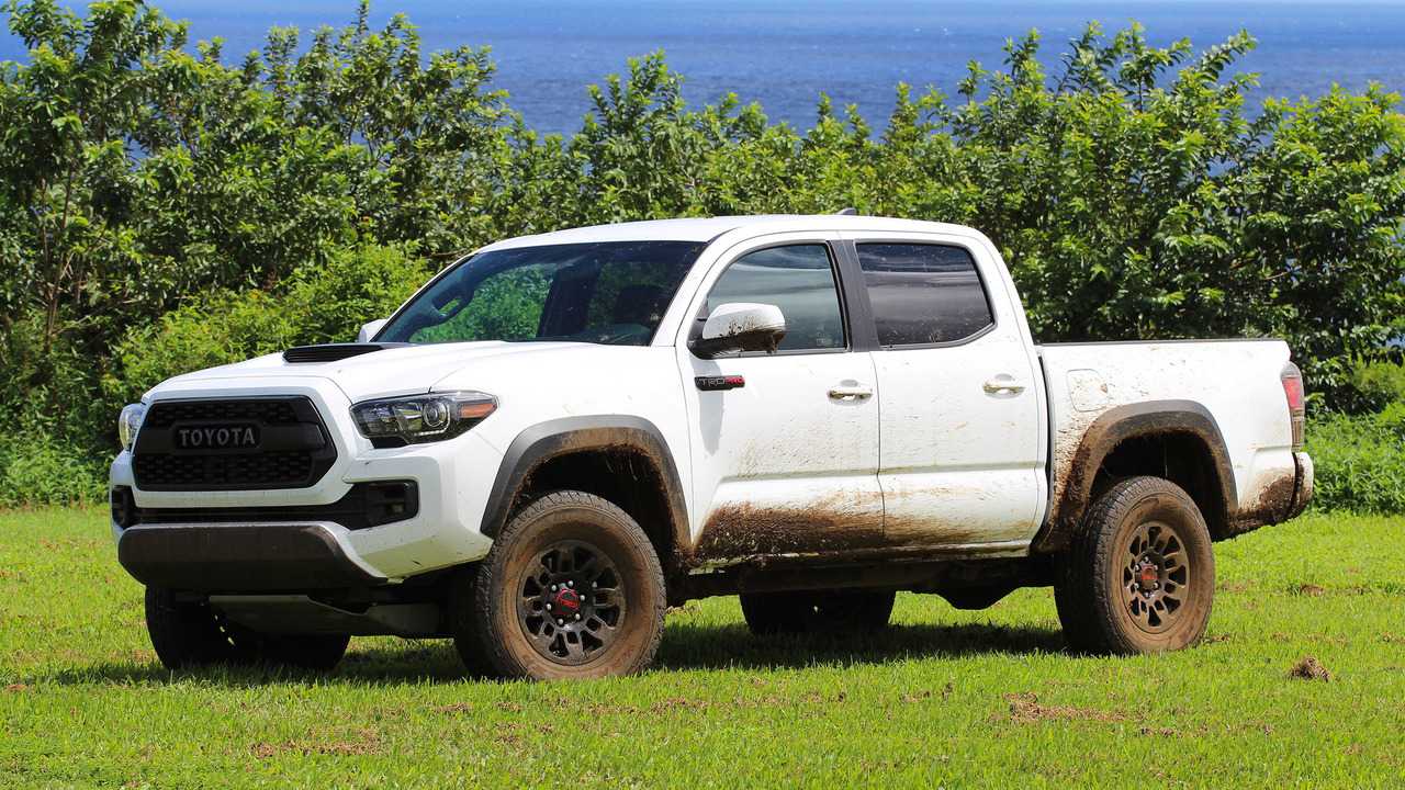 Toyota Confirms It S Considering Hybrid Pickup Truck