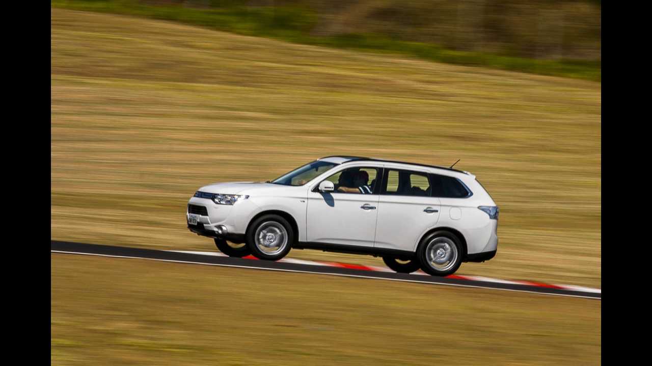 Volta Rápida: novo Mitsubishi Outlander tem visual polêmico, mas agrada ao volante
