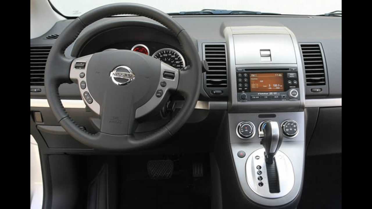 Nissan Sentra 2010 chega com novidades visuais, novos equipamentos e novos preços