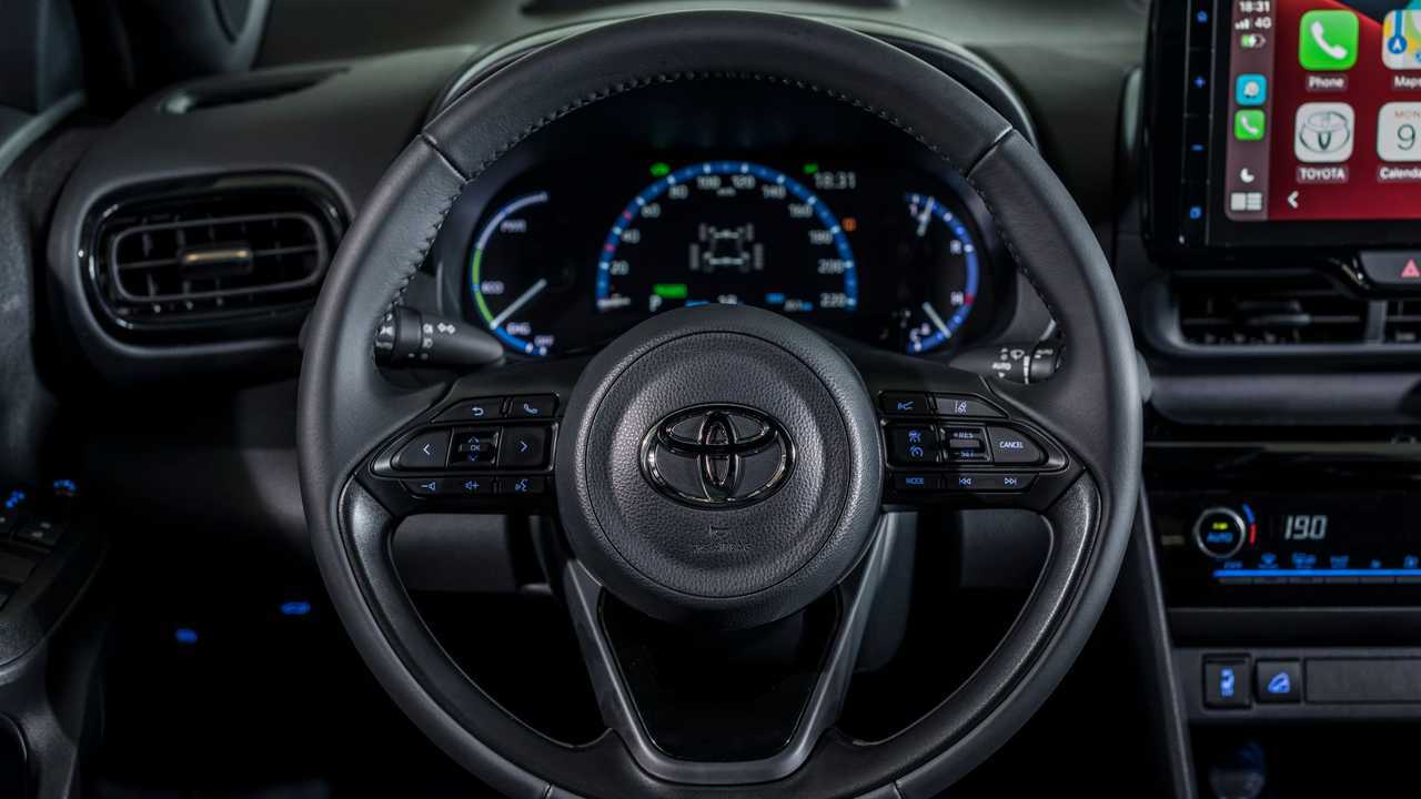 Toyota Yaris Cross Hybrid, prima prova