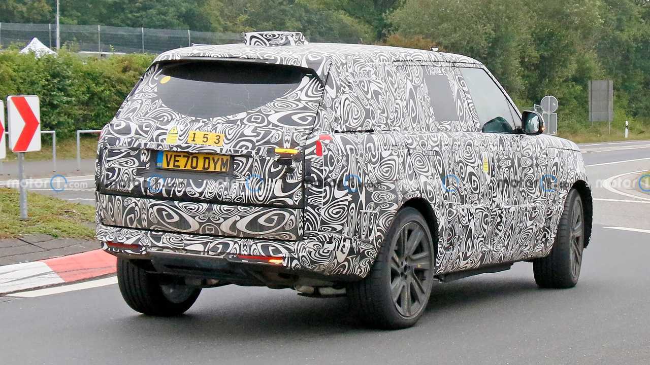 Nuova Range Rover, le foto spia al Nurburgring