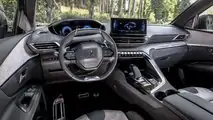 Una settimana da PLUG-IN con la Peugeot 3008 HYbrid 225