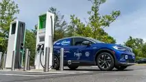 VW-ID.4-embarks-on-cross-country-tour-to-reach-600-US-dealers-1