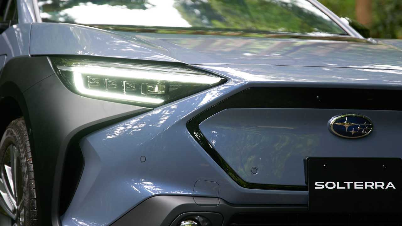 Серийная Subaru Solterra