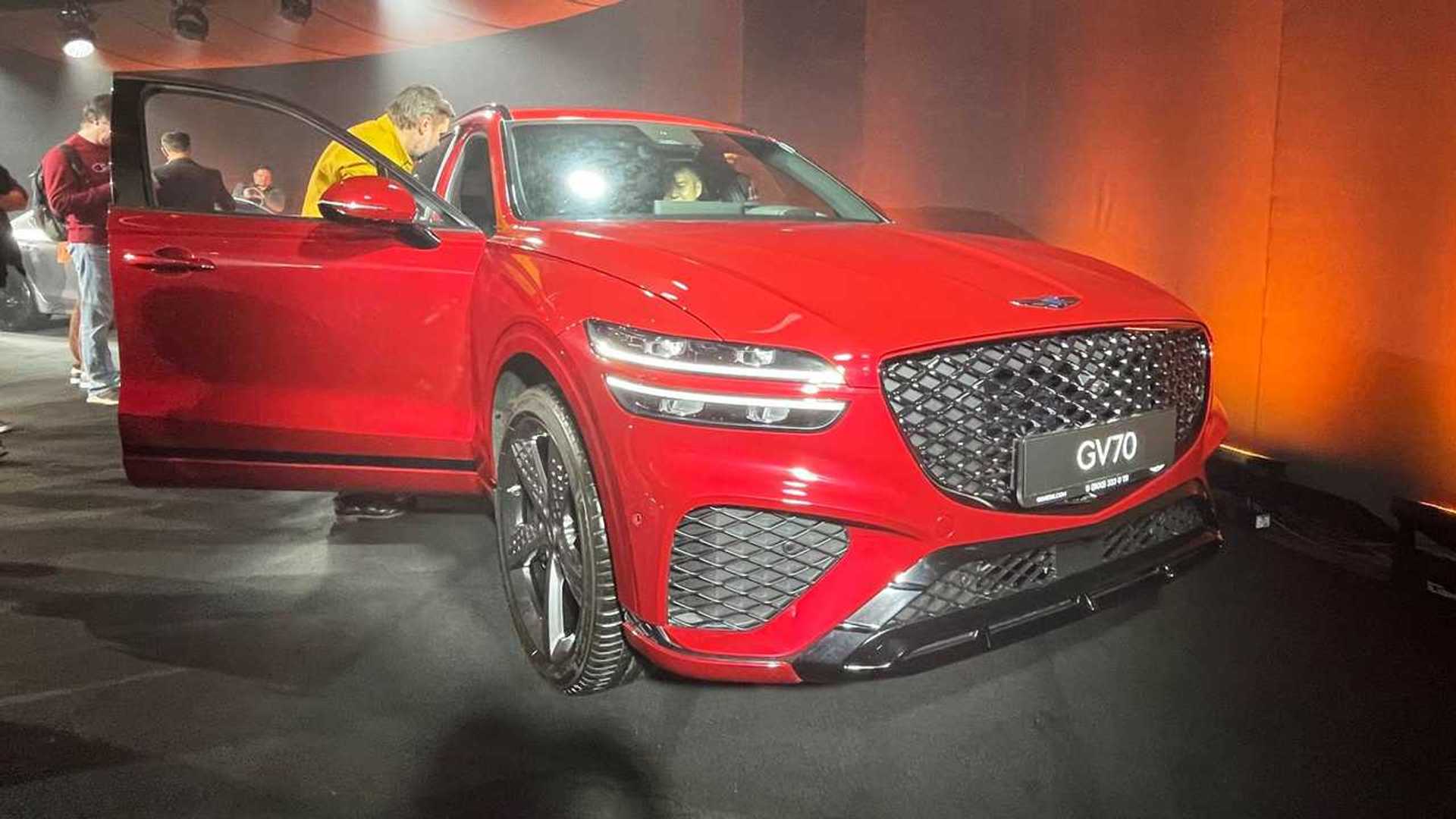 Новый Дженезис Gv70 Кроссовер Цена Фото