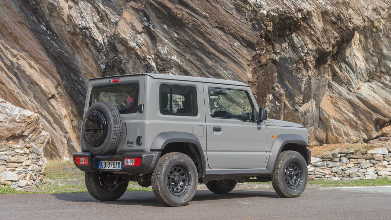 Suzuki Jimny Pro - Statica Trequarti posteriore