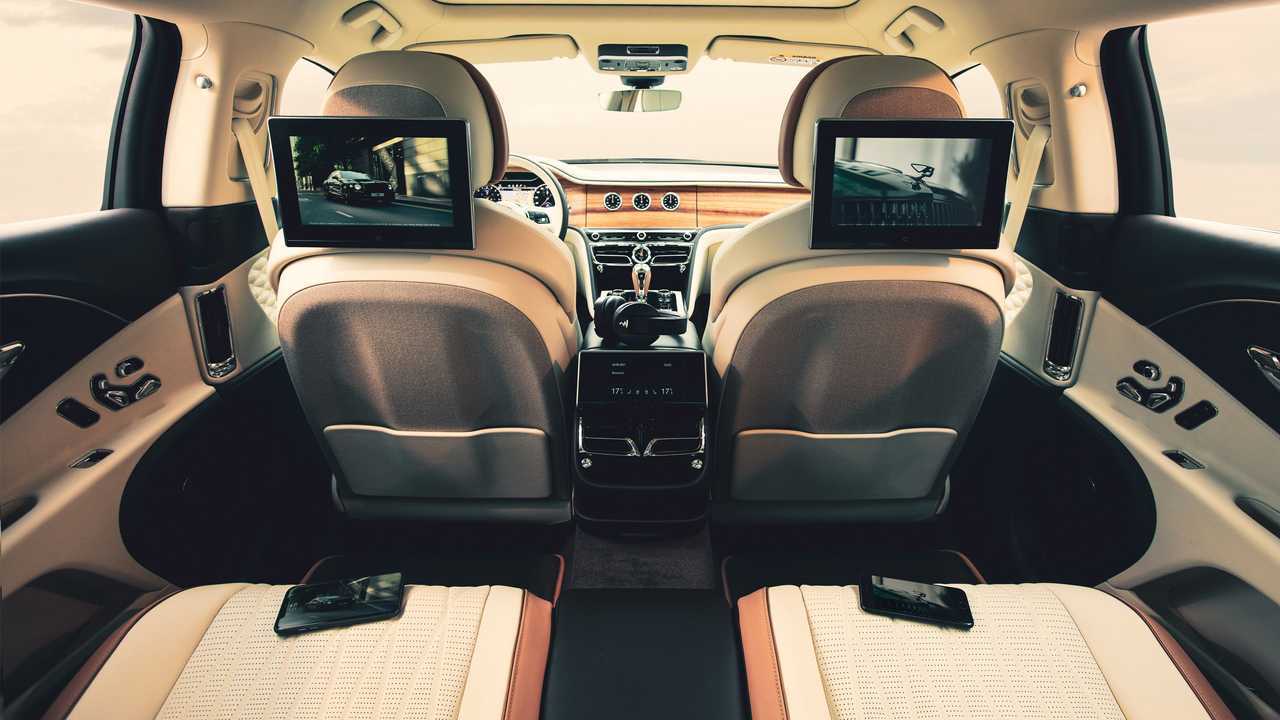 Nuovi maxi schermi posteriori Bentley