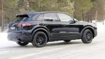 2018 Porsche Cayenne spy photo