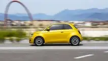 Fiat 500 Hybrid Turín (2025)