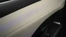 Nuova Volkswagen T-Roc, interni e bagagliaio