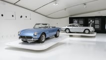 La mostra “The greatest hits –Music legends and thei Ferraris