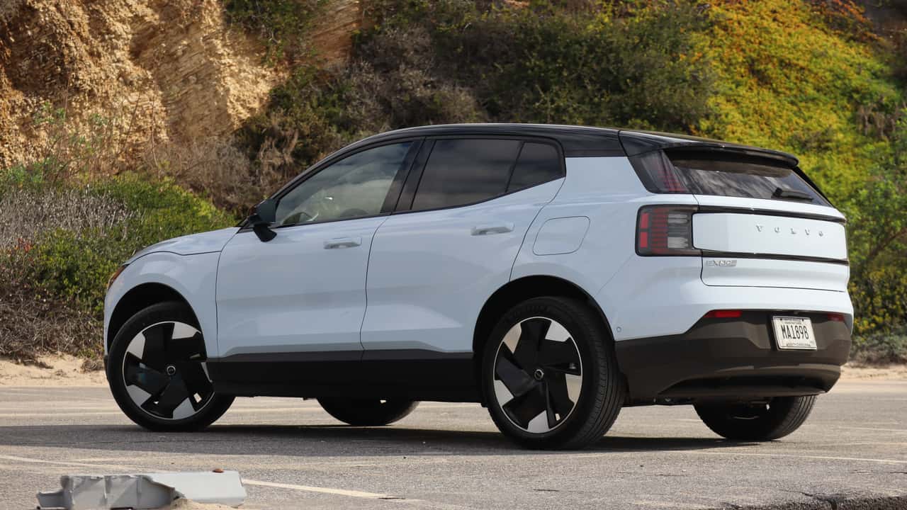 Volvo Admits Software Is Hard. But Its 2026 Cars May Finally Fix the Problem