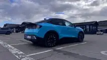 La nuova Nissan Leaf vista dal vivo