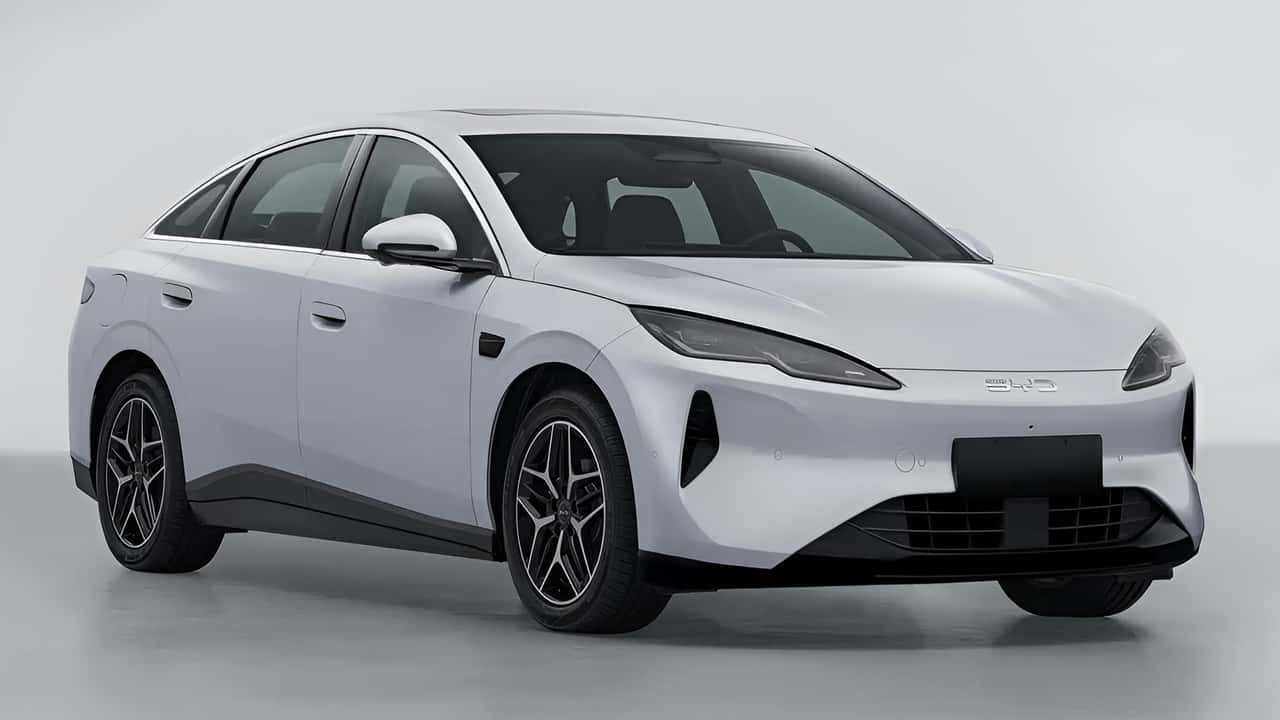 Novo BYD Seal 06: bateria Blade ficou menor e ganhou autonomia