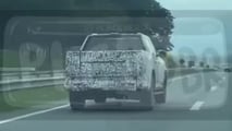 VW Amarok 2027 terá diferentes tipos de suspensão traseira 
