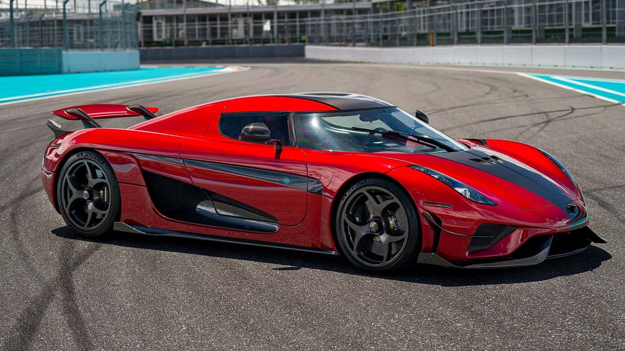 Questa Koenigsegg ha un milione di dollari solo di optional!