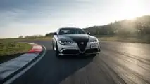 Alfa Romeo Giulia Quadrifoglio Luna Rossa