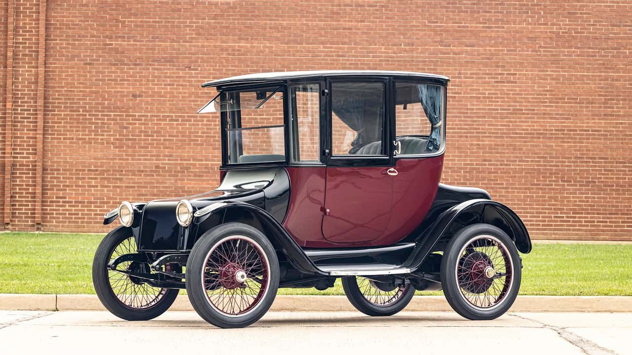 1918 Detroit Electric Model 75B