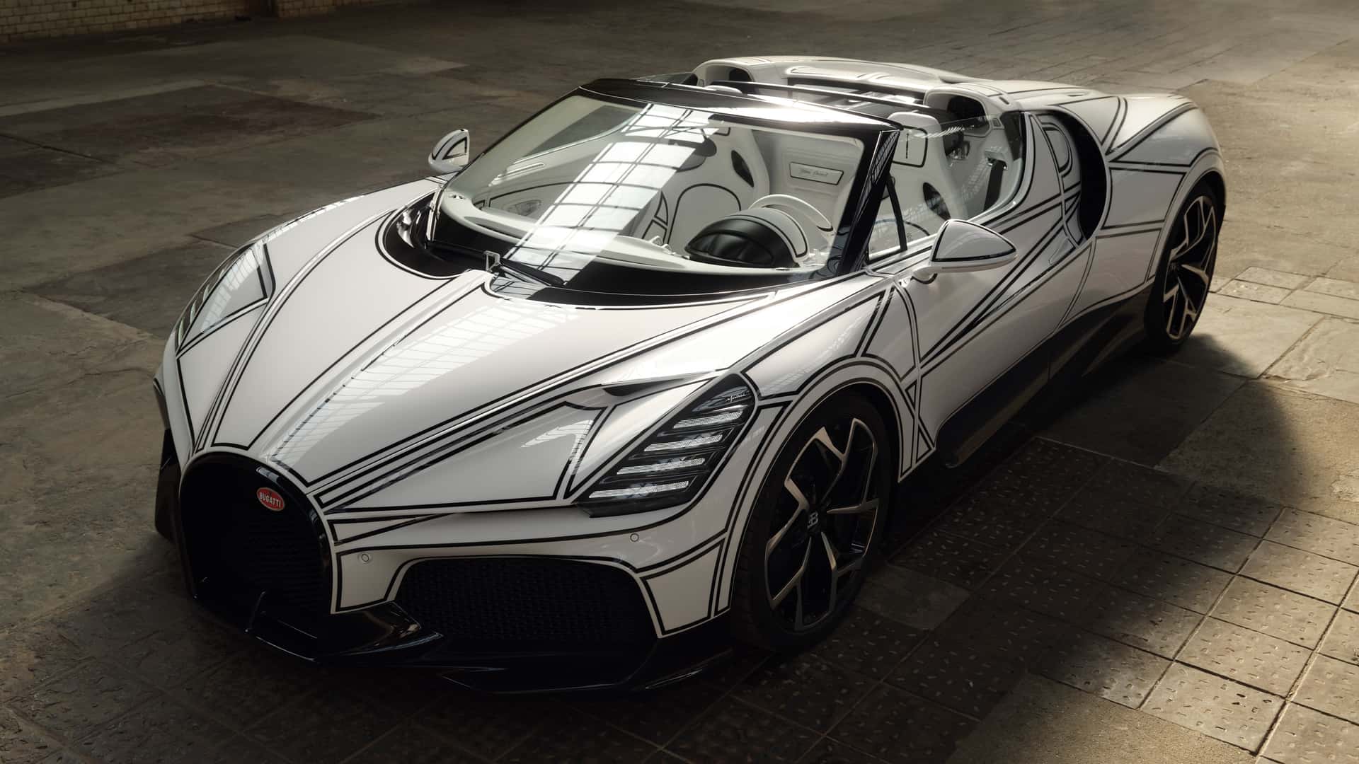 Bugatti W16 Mistral Blanc Éternel – karoseria pokryta prawdziwą porcelaną