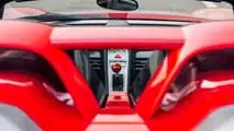 Porsche Carrera GT in Rosso Guards
