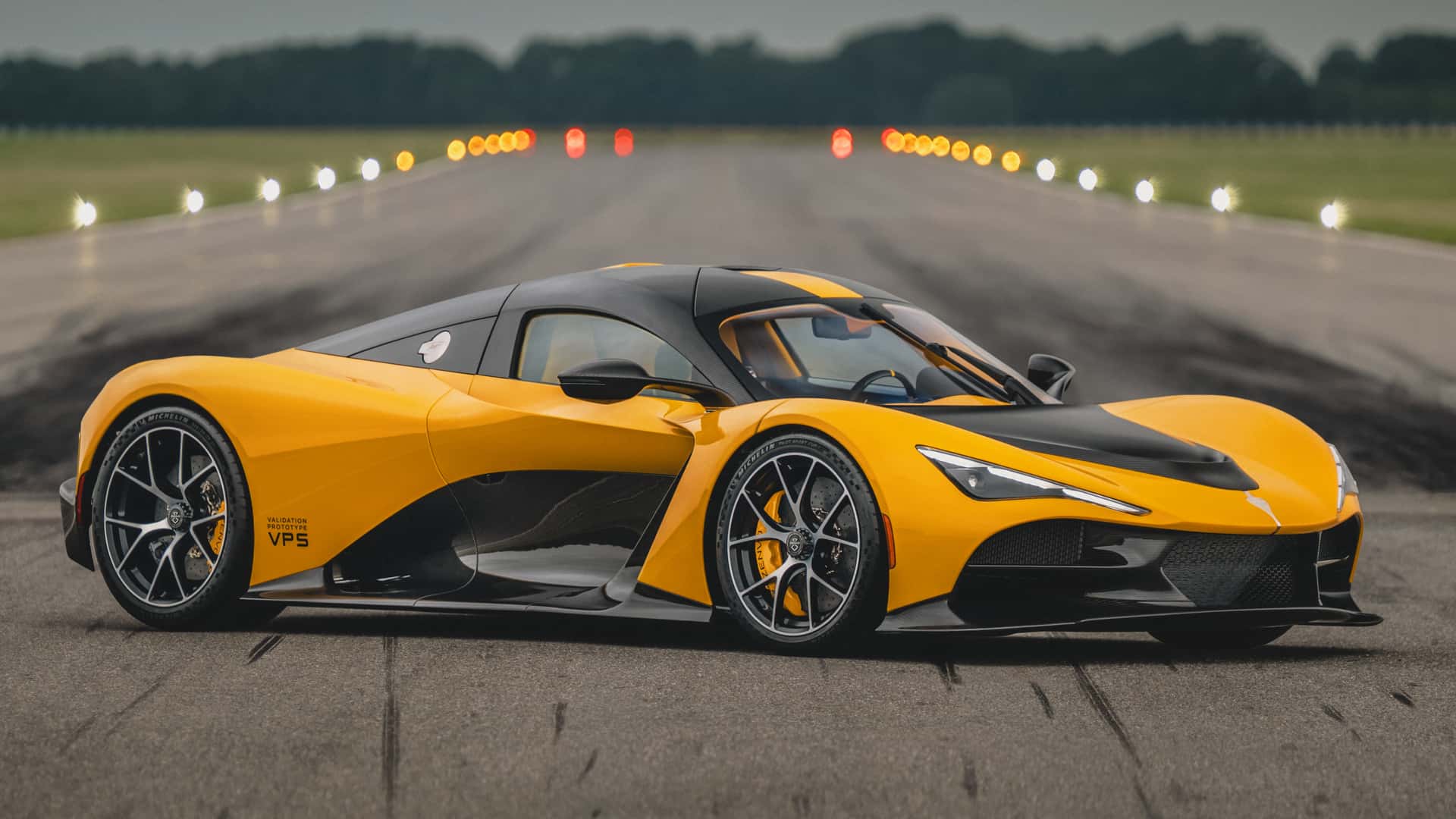 https://cdn.motor1.com/images/mgl/2N4qpB/s1/zenvo-aurora-tur.jpg
