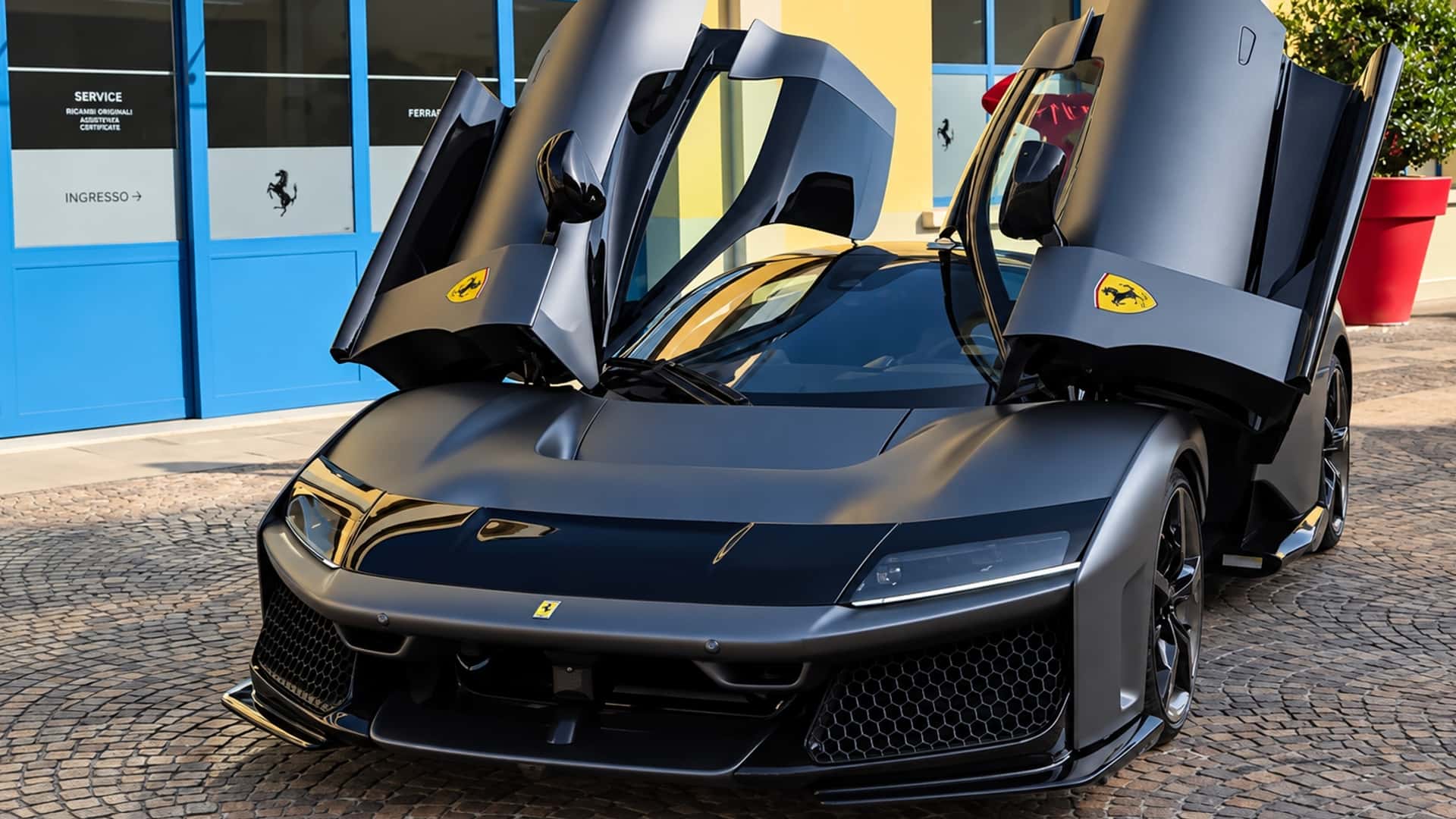 Photo: Motor1 Zlatan Ibrahimović Celebrates 45th Birthday with New 1,200 HP Ferrari F80